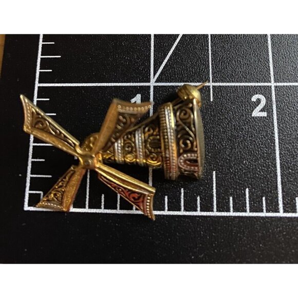 Vintage Windmill Brooch Moving Spins Gold Tone Black Signed SPAIN Whimsical - Picture 7 of 7